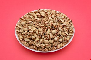 پسته احمد آقایی شور (بسته ۱ کیلوگرمی)