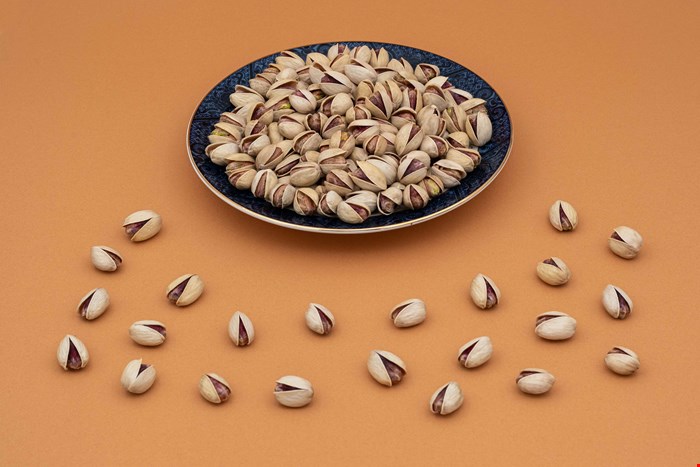 پسته فندقی خام (بسته ۱ کیلوگرمی)