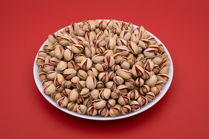 پسته فندقی شور (بسته ۱ کیلوگرمی)